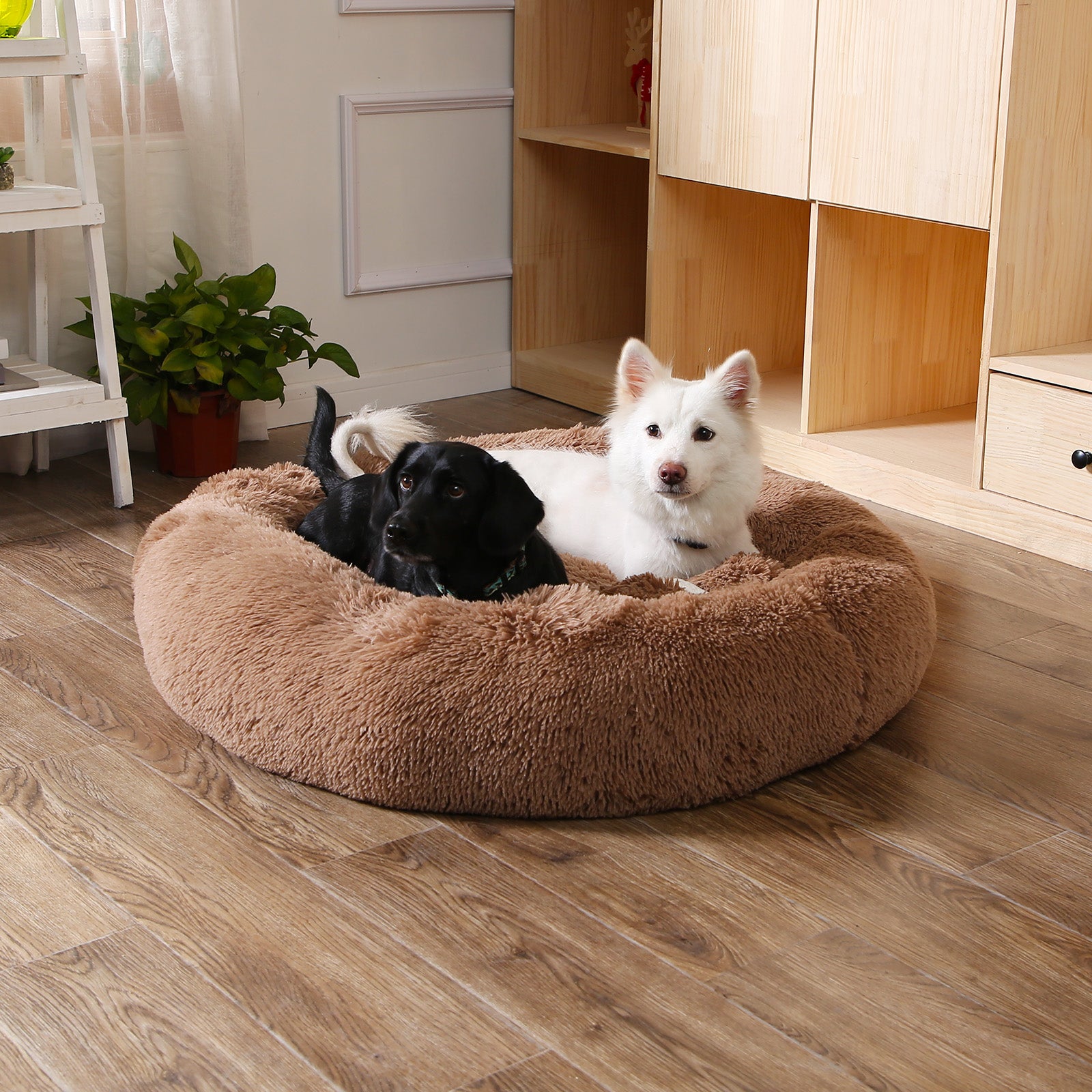 Fluffy Calming Donut Pet Bed